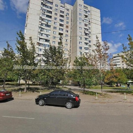 Продам квартиру, Дружбы Народов ул. , 1 кім., 37 м², без ремонта