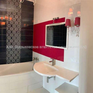 Продам квартиру, Культуры ул. , 3  ком., 119 м², авторский дизайн 