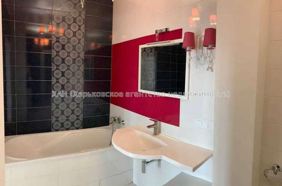 Продам квартиру, Культуры ул. , 3  ком., 119 м², авторский дизайн 