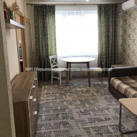 Продам квартиру, Гвардейцев Широнинцев ул. , 3 кім., 64 м², евроремонт