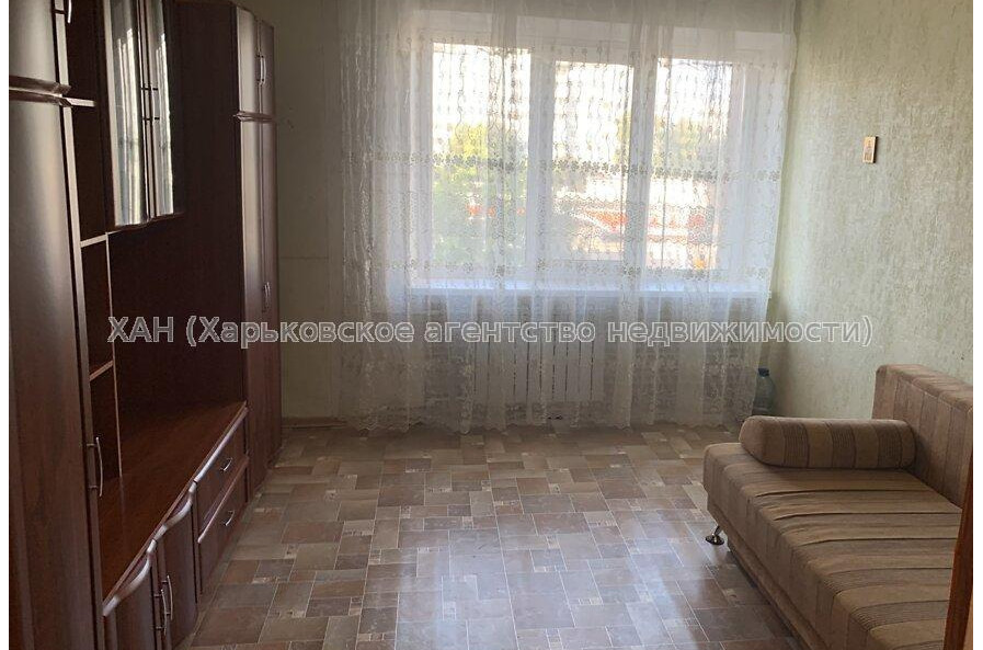 Продам квартиру, Золочевская ул. , 1 кім., 27 м², косметический ремонт 