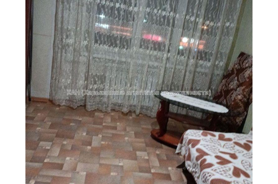 Продам квартиру, Золочевская ул. , 1 кім., 27 м², косметический ремонт 