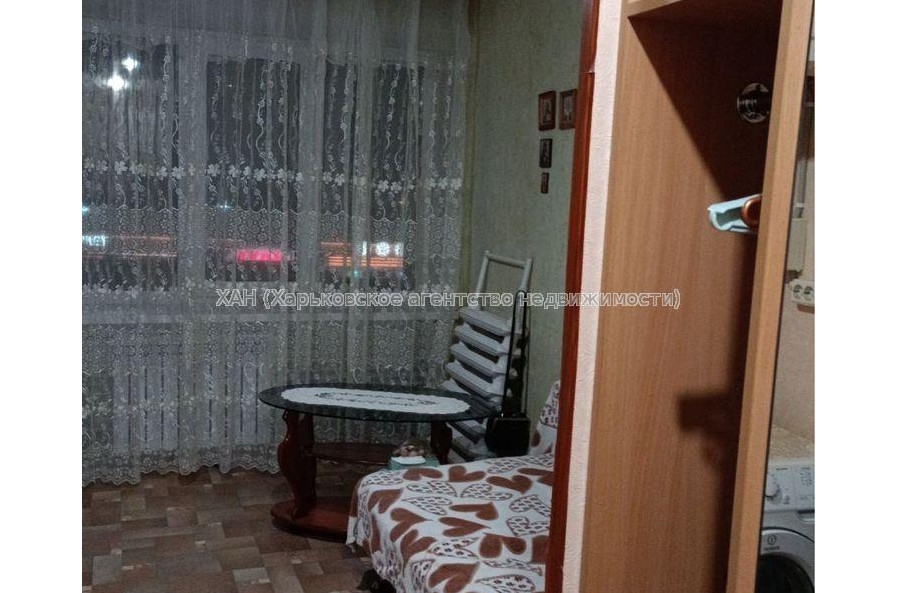 Продам квартиру, Золочевская ул. , 1 кім., 27 м², косметический ремонт 