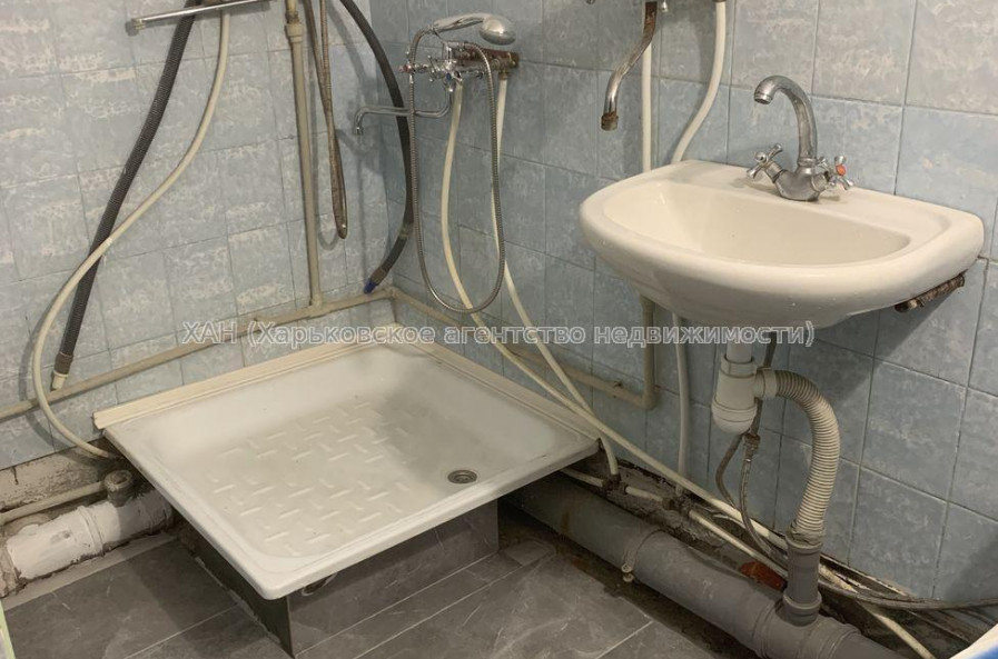 Продам квартиру, Золочевская ул. , 1 кім., 27 м², косметический ремонт 