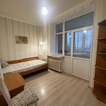 Продам квартиру, Данилевского ул. , 3  ком., 47 м², капитальный ремонт 