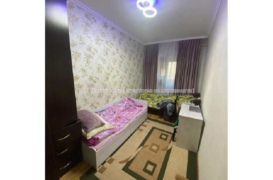 Продам квартиру, Жасминовый б-р , 3 кім., 66 м², косметический ремонт 
