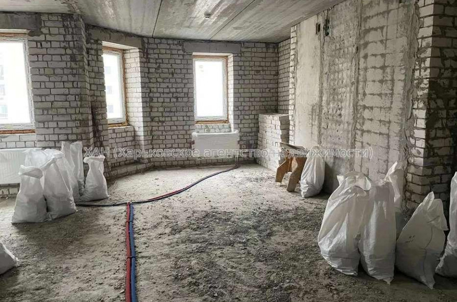 Продам квартиру, Профессорская ул. , 2  ком., 71 м², без внутренних работ 