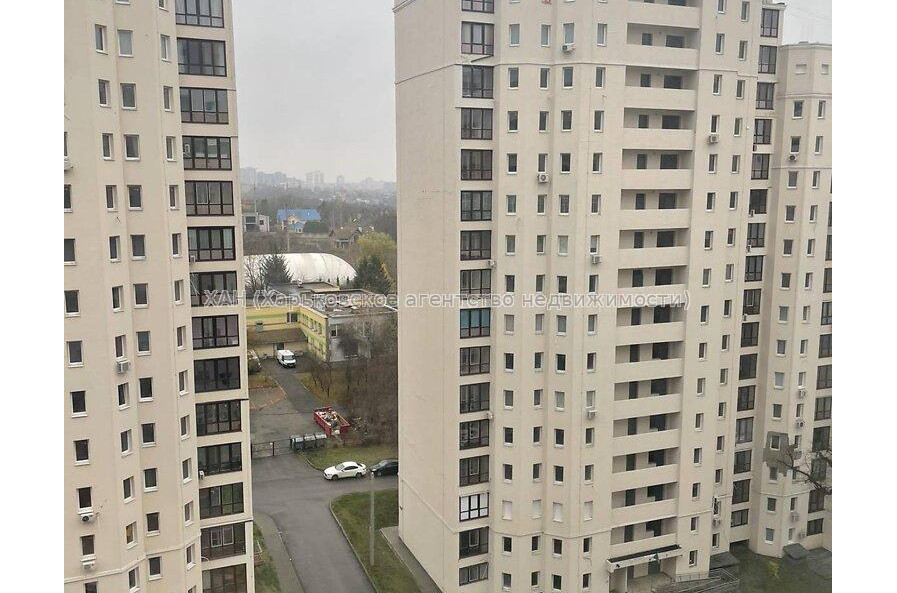Продам квартиру, Профессорская ул. , 2  ком., 71 м², без внутренних работ 