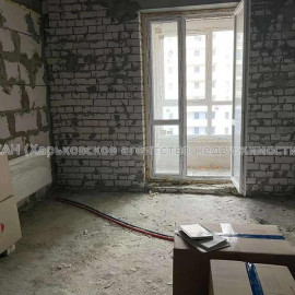 Продам квартиру, Профессорская ул. , 2 кім., 71 м², без внутренних работ