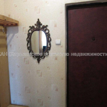 Продам квартиру, 92-й бригады ул. , 1 кім., 37 м², косметический ремонт 