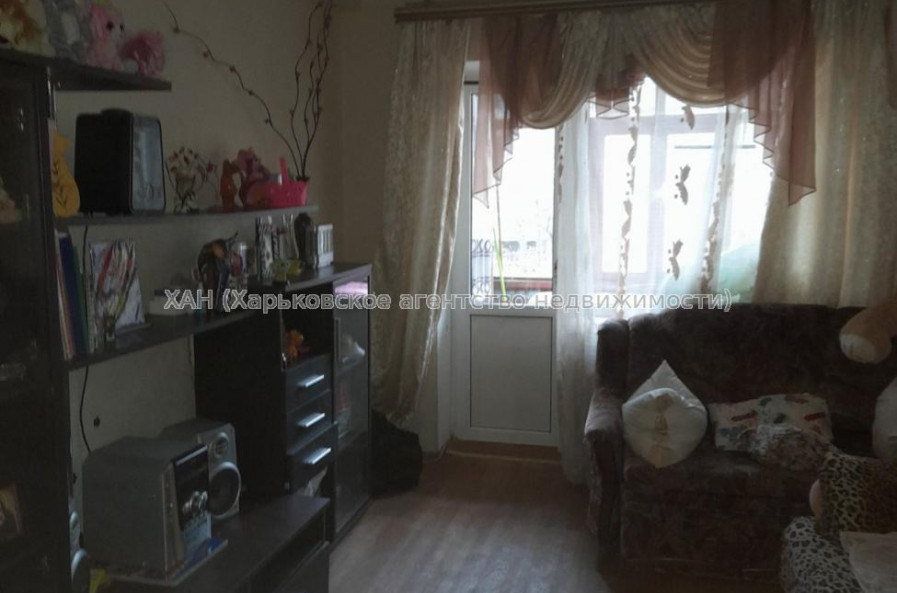 Сдам квартиру, Александра Олеся ул. , 11 , 1  ком., 34 м², косметический ремонт 