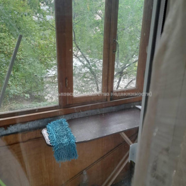 Здам квартиру, Александра Олеся ул. , 11 , 1 кім., 34 м², косметический ремонт 