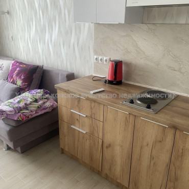 Продам квартиру, Шевченковский пер. , 1  ком., 19 м², евроремонт 