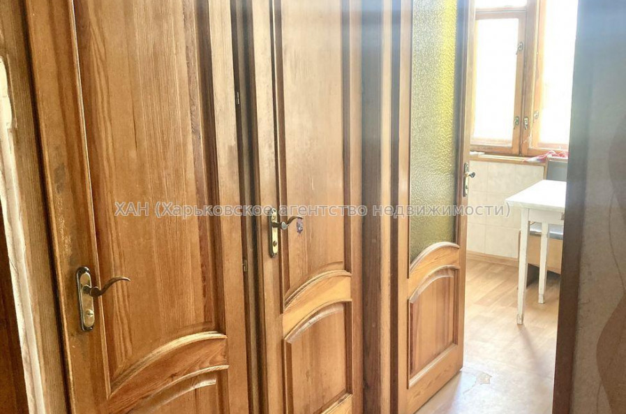 Продам квартиру, Фесенковский въезд , 3 кім., 65 м², косметический ремонт 