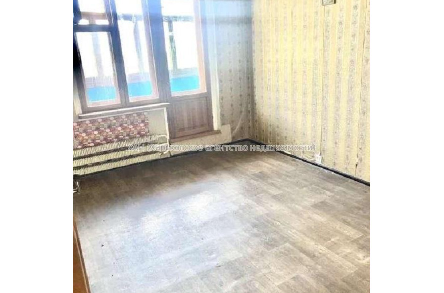 Продам квартиру, Фесенковский въезд , 3 кім., 65 м², косметический ремонт 