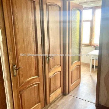 Продам квартиру, Фесенковский въезд , 3 кім., 65 м², косметический ремонт 