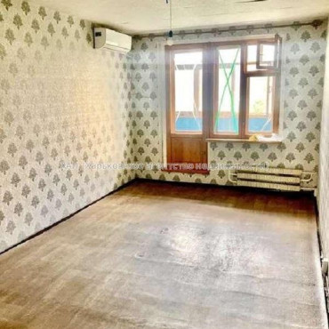 Продам квартиру, Фесенковский въезд , 3 кім., 65 м², косметический ремонт 