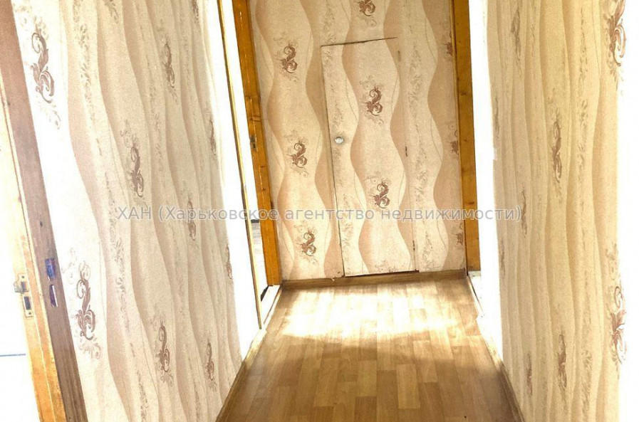 Продам квартиру, Фесенковский въезд , 3 кім., 65 м², косметический ремонт 