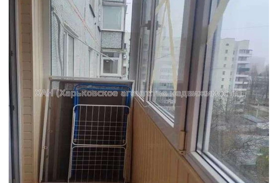 Продам квартиру, Ахсарова Энвера ул. , 2 кім., 50 м², капитальный ремонт 