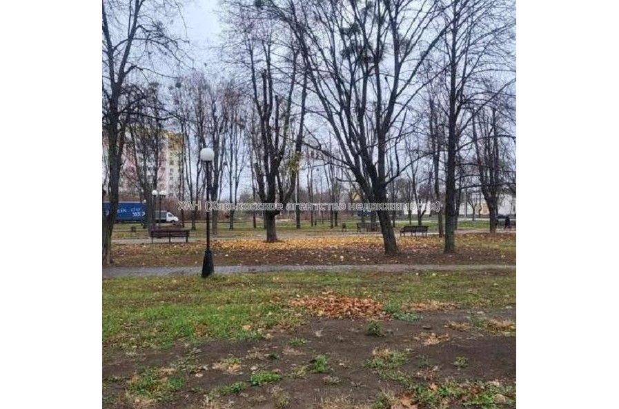 Продам квартиру, Мира ул. , 1  ком., 42 м², без внутренних работ 