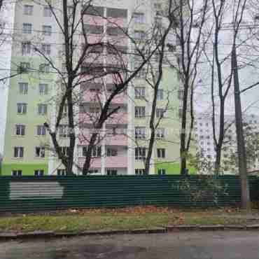 Продам квартиру, Мира ул. , 1  ком., 42 м², без внутренних работ 