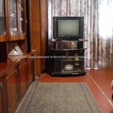 Продам квартиру, Ильи Коваля ул. , 3 кім., 65 м², косметический ремонт 