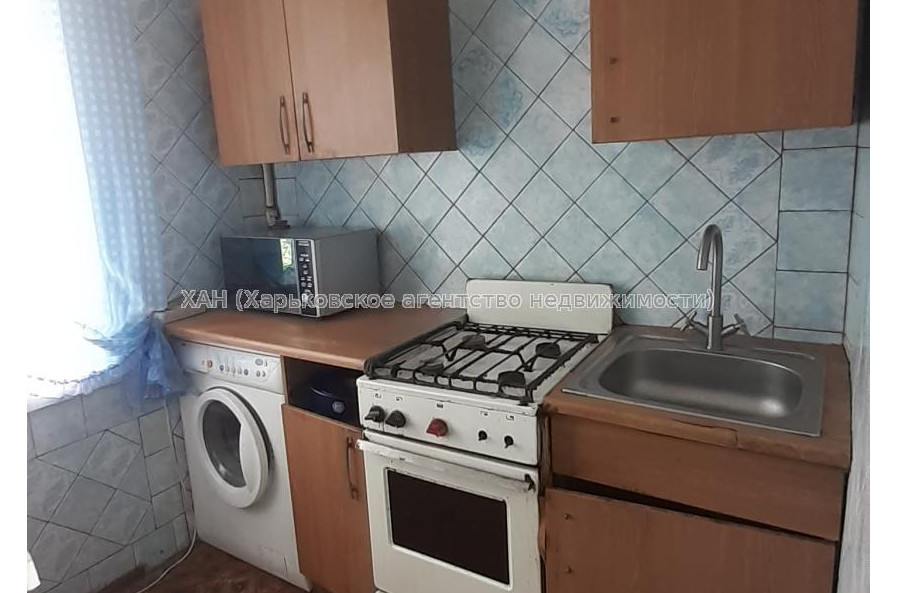 Продам квартиру, Ильи Коваля ул. , 3 кім., 65 м², косметический ремонт 