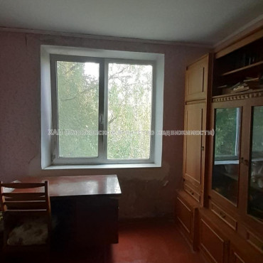 Продам квартиру, Ильи Коваля ул. , 3 кім., 65 м², косметический ремонт 