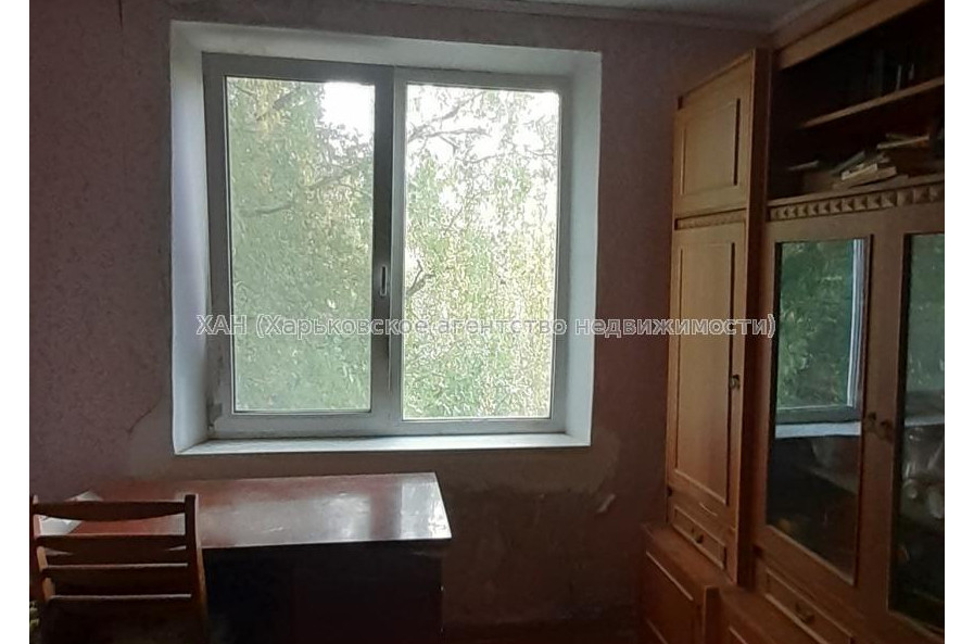 Продам квартиру, Ильи Коваля ул. , 3 кім., 65 м², косметический ремонт 