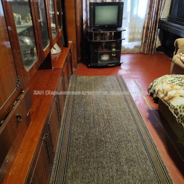 Продам квартиру, Ильи Коваля ул. , 3 кім., 65 м², косметический ремонт 