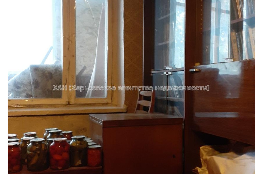 Продам квартиру, Ильи Коваля ул. , 3 кім., 65 м², косметический ремонт 