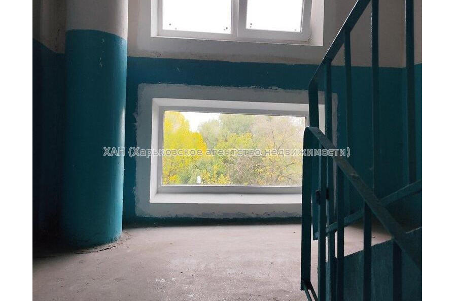 Продам квартиру, Ильи Коваля ул. , 3 кім., 65 м², косметический ремонт 