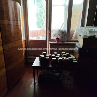 Продам квартиру, Ильи Коваля ул. , 3 кім., 65 м², косметический ремонт 