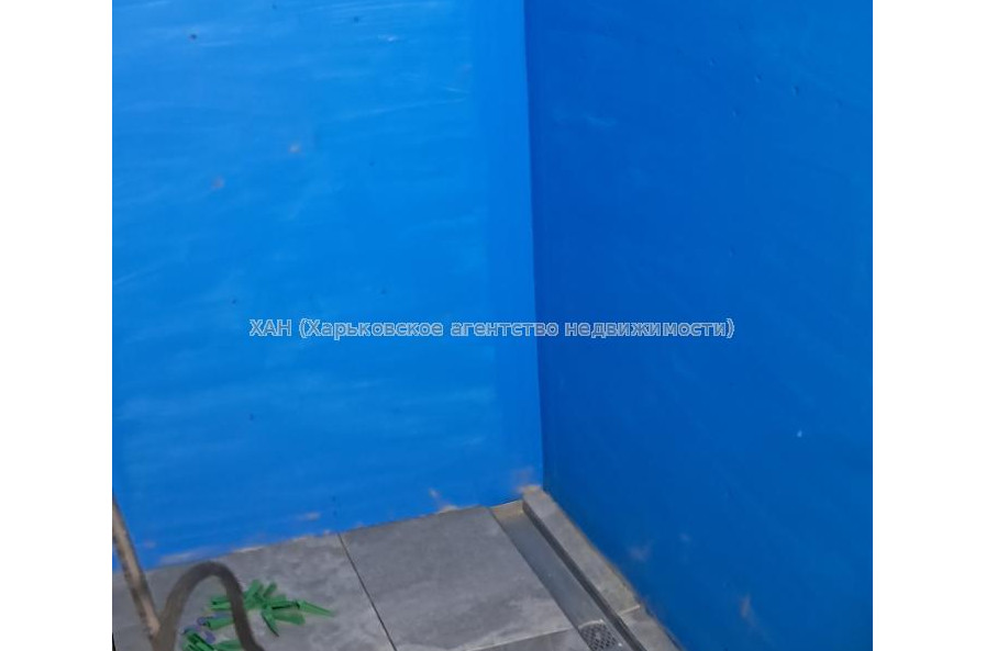 Продам квартиру, Героев Небесной сотни площ. , 28 , 2 кім., 50 м², капитальный ремонт 