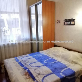 Продам квартиру, Героев Небесной сотни площ. , 28 , 2 кім., 50 м², капитальный ремонт