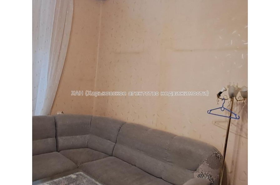 Продам квартиру, Героев Небесной сотни площ. , 28 , 2 кім., 50 м², капитальный ремонт 