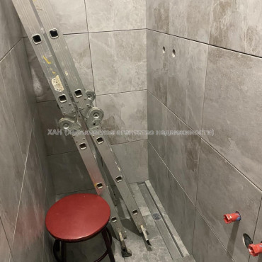 Продам квартиру, Героев Небесной сотни площ. , 28 , 2  ком., 50 м², капитальный ремонт 