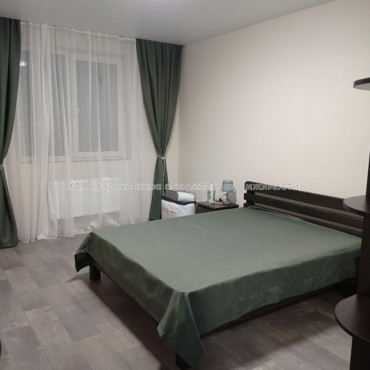 Сдам квартиру, Льва Ландау просп. , 52В , 1  ком., 40 м², капитальный ремонт 