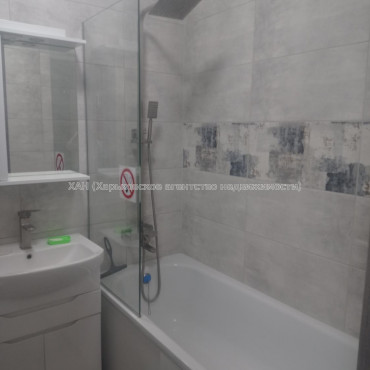 Сдам квартиру, Льва Ландау просп. , 52В , 1  ком., 40 м², капитальный ремонт 