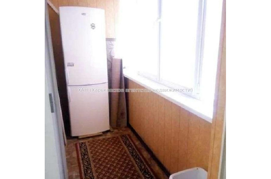 Продам квартиру, Гвардейцев Широнинцев ул. , 1 кім., 38 м², капитальный ремонт 