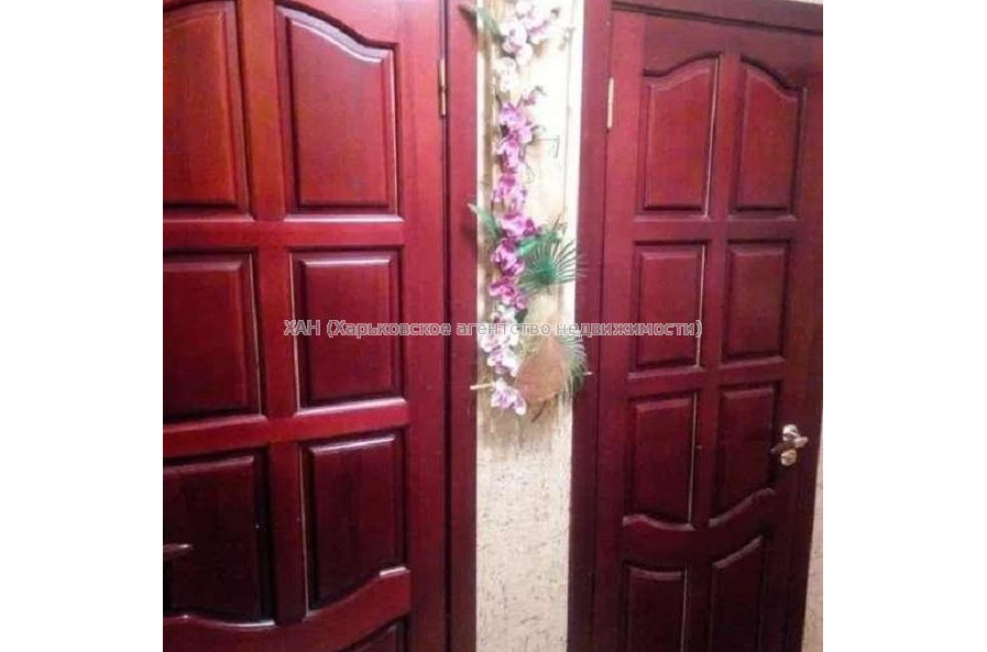 Продам квартиру, Гвардейцев Широнинцев ул. , 1 кім., 38 м², капитальный ремонт 