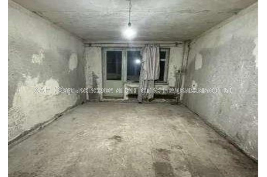 Продам квартиру, Ахсарова Энвера ул. , 1 кім., 35 м², без ремонта 