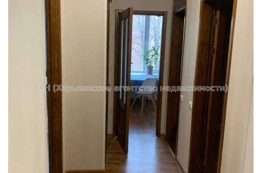 Продам квартиру, Свободы ул. , 3 кім., 73 м², капитальный ремонт 