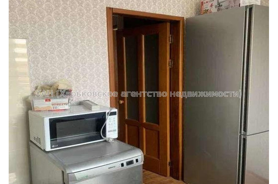 Продам квартиру, Свободы ул. , 3 кім., 73 м², капитальный ремонт 