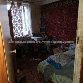 Продам квартиру, Гагарина просп. , 2 кім., 44 м², советский ремонт