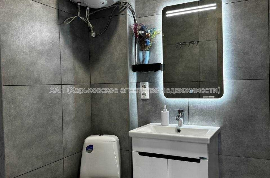 Продам квартиру, Букова ул. , 2 кім., 47 м², евроремонт 