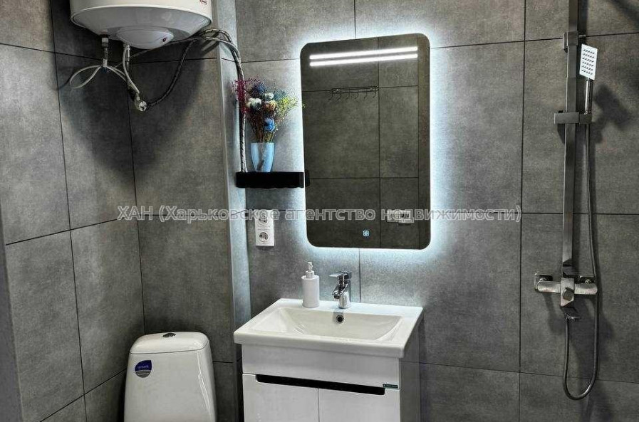 Продам квартиру, Букова ул. , 2 кім., 47 м², евроремонт 