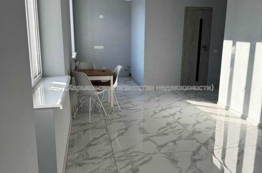 Продам квартиру, Букова ул. , 2 кім., 47 м², евроремонт 