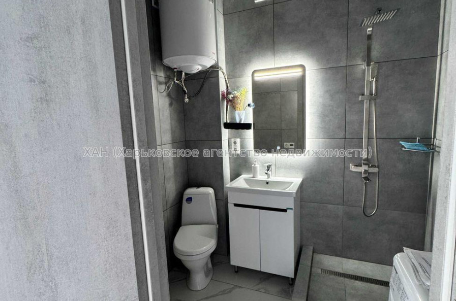 Продам квартиру, Букова ул. , 2  ком., 47 м², евроремонт 