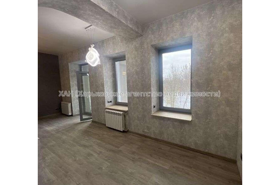 Продам квартиру, Мира ул. , 3 кім., 75 м², авторский дизайн 